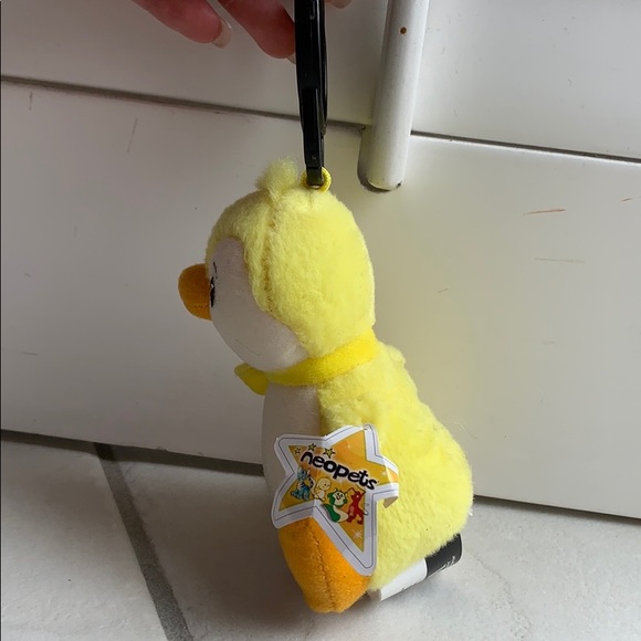 Mcdonalds 2005 Plushie YELLOW BRUCE clip - Picture 2 of 4